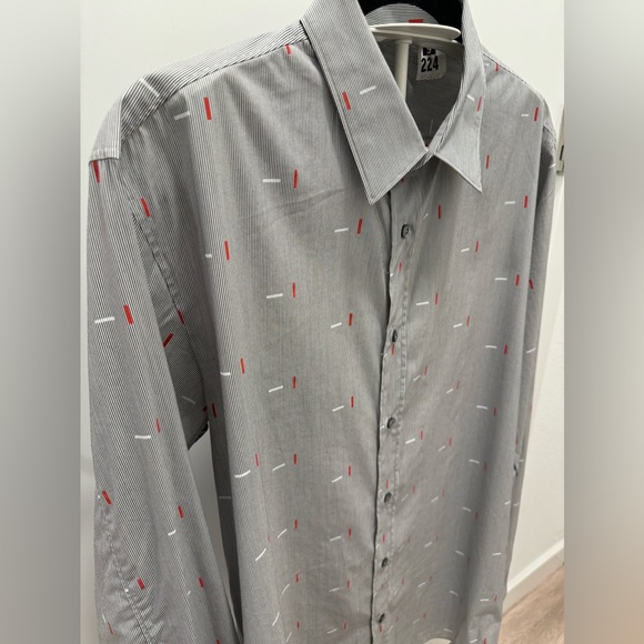 Hugo Boss - Picture 3 of 11